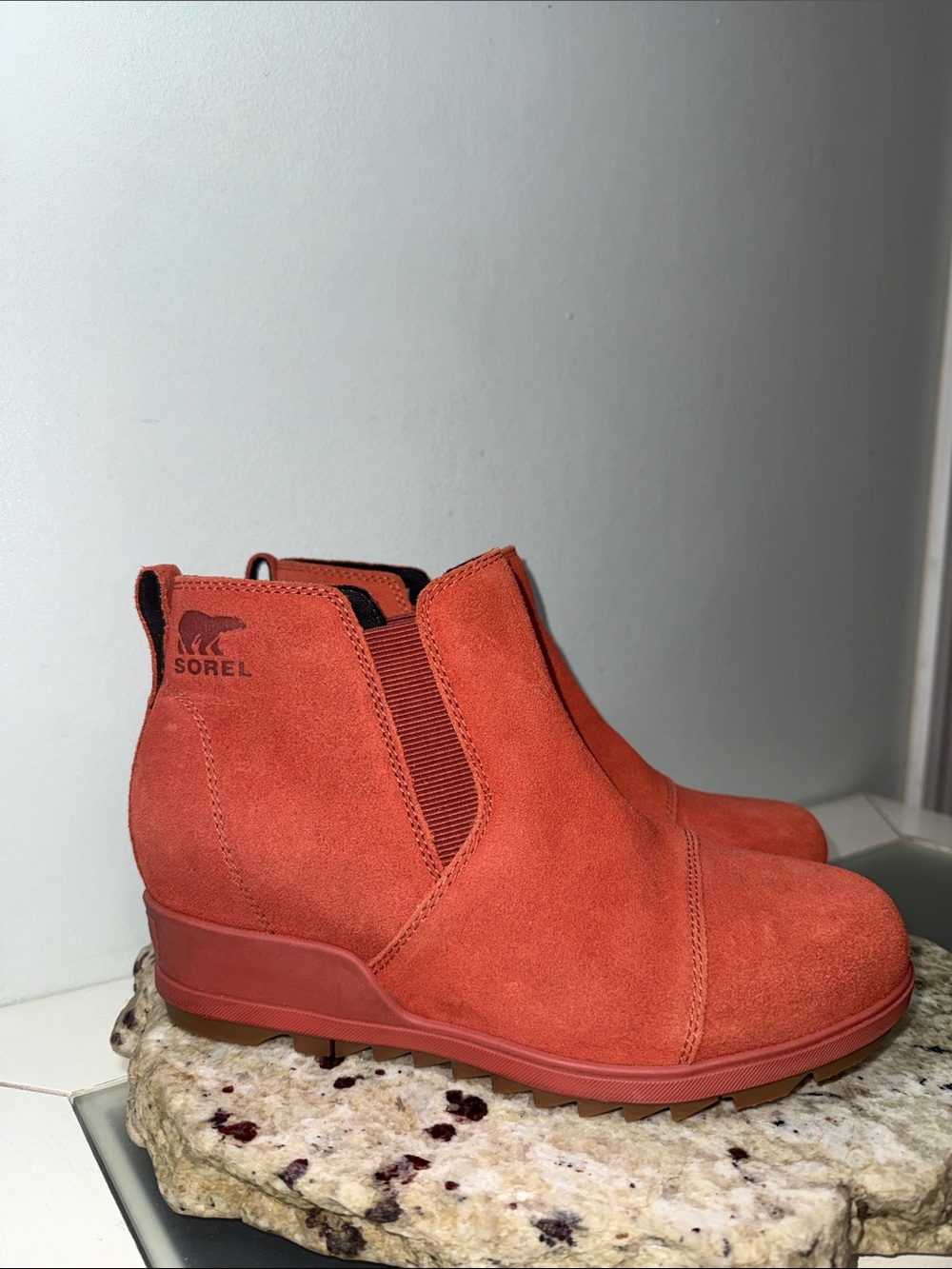 Sorel Evie Pull On Wedge Waterproof Suede Burnt Orange Ankle Boots Sz 8